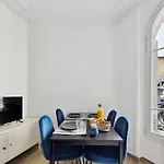 Eiffel Tower & Grenelle - 2br - Cityapartmentstay Lejlighed