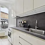 Eiffel Tower & Grenelle - 2br - Cityapartmentstay *