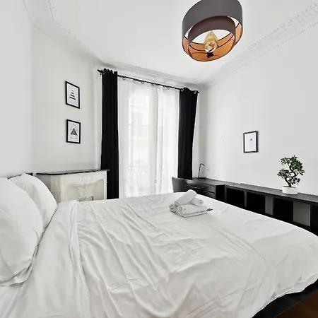 Eiffel Tower & Grenelle - 2br - Cityapartmentstay *