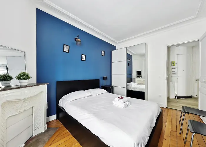 Eiffel Tower & Grenelle - 2br - Cityapartmentstay Lejlighed