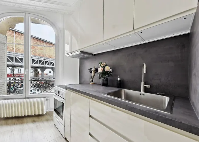 Eiffel Tower & Grenelle - 2br - Cityapartmentstay *