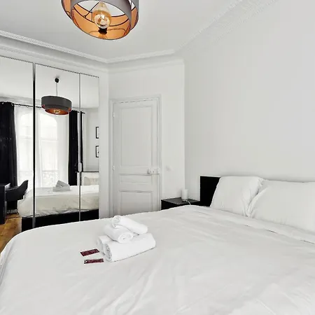 Eiffel Tower & Grenelle - 2br - Cityapartmentstay 公寓 巴黎